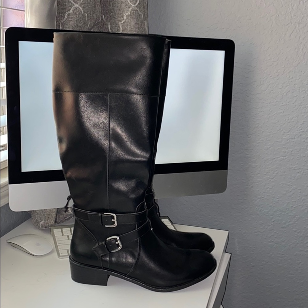 Black Boots